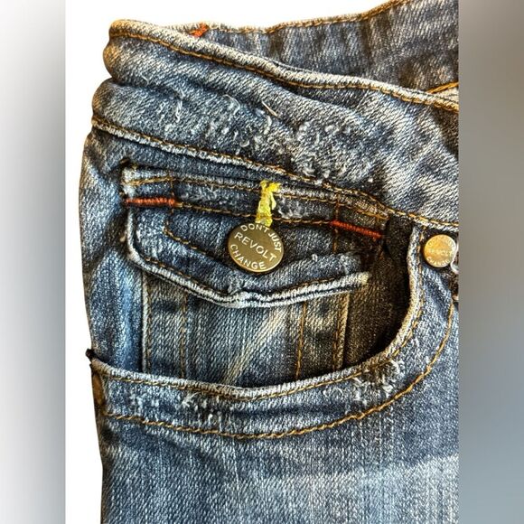 Revolt Jeans Co. Women’s Flare Leg Jeans Back Flap Pockets Size 9 - Picture 7 of 9
